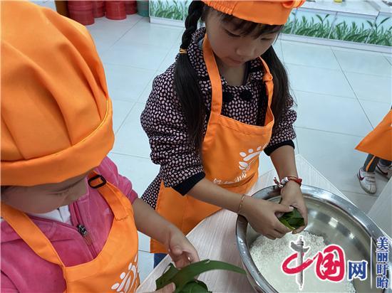 “濃濃留守情 暖暖粽飄香”——盱眙縣鐵佛鎮中心幼兒園開(kāi)展關(guān)愛(ài)留守兒童活動(dòng)