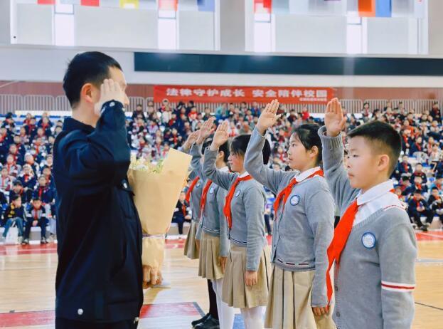 禁毒進(jìn)校園 青春不“毒”行