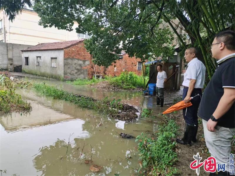 蘇州太平街道聚金村黨總支扎實(shí)推進(jìn)防汛工作