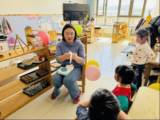 鄂托克旗棋盤井第四幼兒園教育隨筆：我會擦屁屁